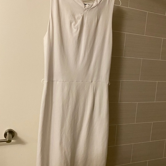 White dress - Picture 1 of 5